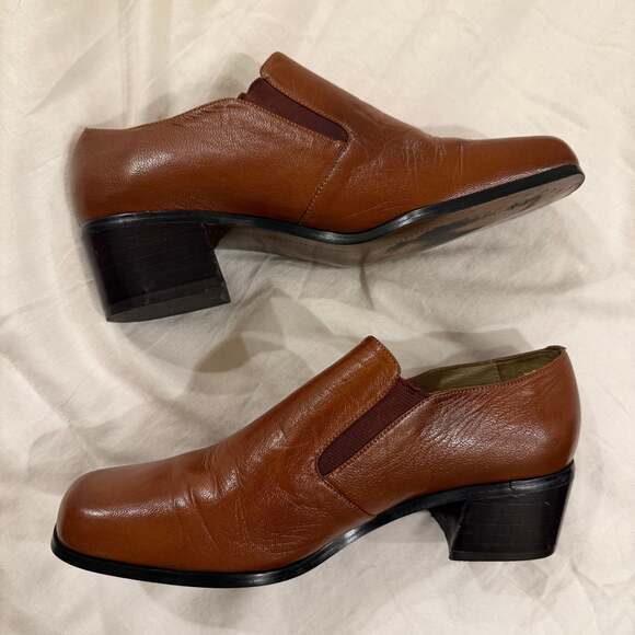 Belle Brown Leather Slip On Shoes -  Women's Size 6.5M - Picture 4 of 5
